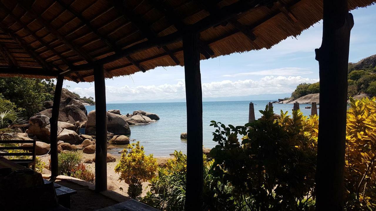 Mufasa Eco Lodge Monkey Bay Exterior foto