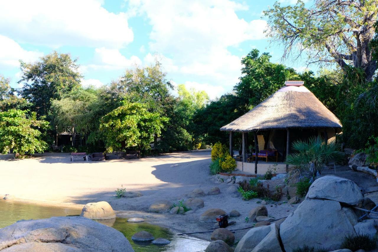 Mufasa Eco Lodge Monkey Bay Exterior foto